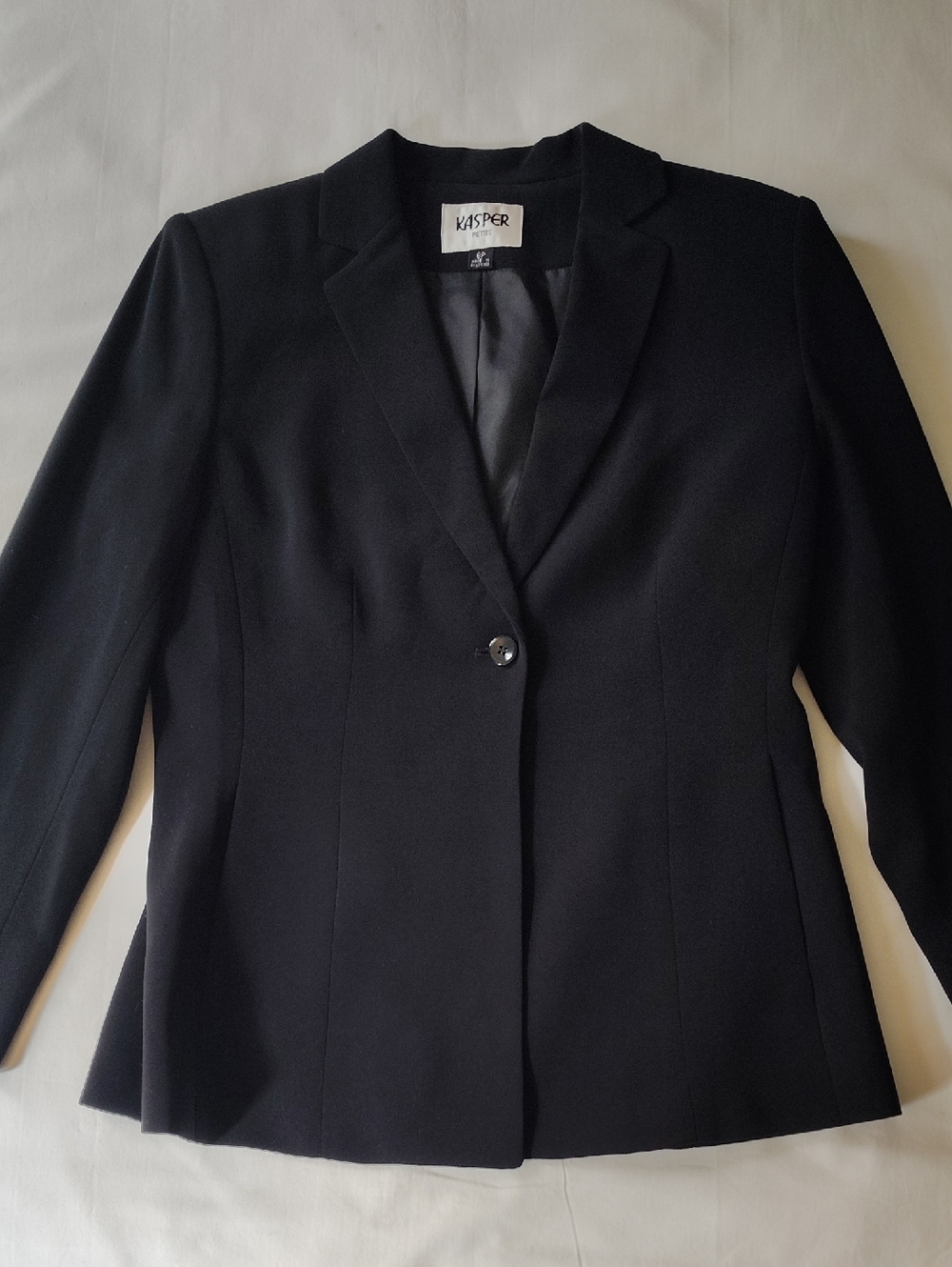 Kasper Black Single-Button Ladies Blazer Size 6P EUC
